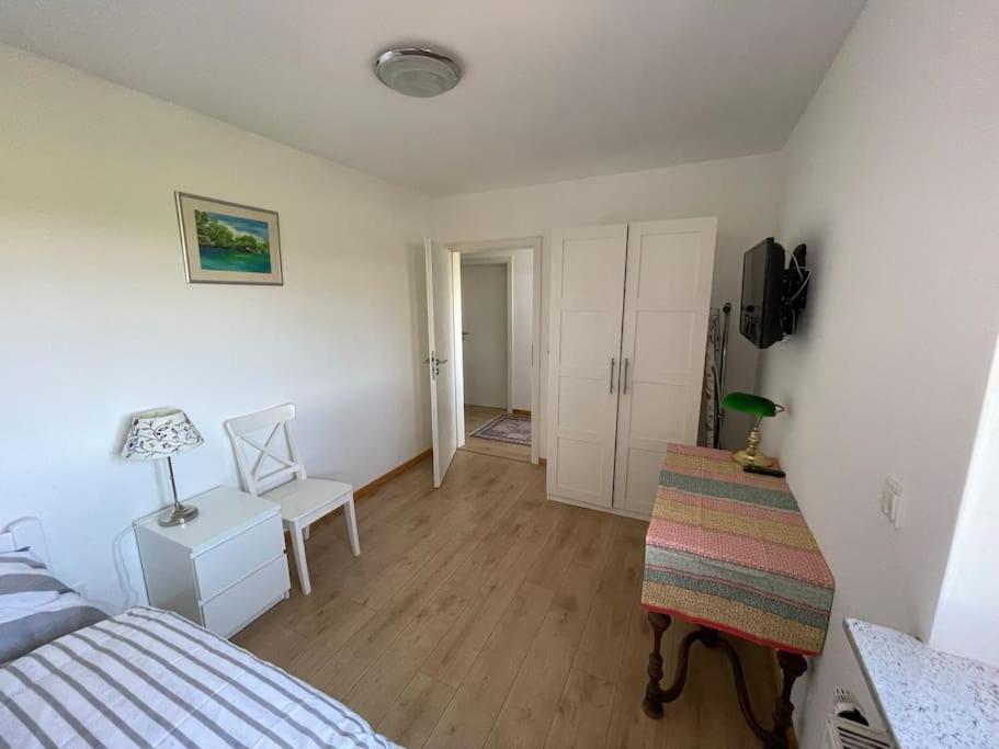 Charmante Ferienwohnung In Idyllischer Lage Jever Eksteriør billede