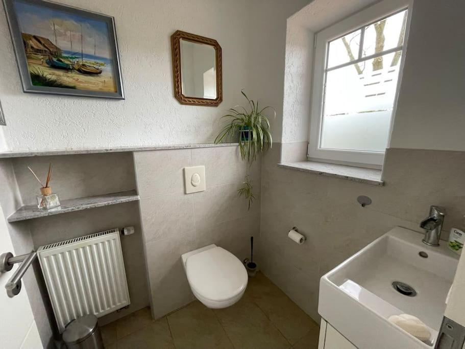 Charmante Ferienwohnung In Idyllischer Lage Jever Eksteriør billede